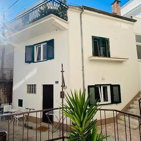 Family House Between Split And Trogir * Kastela