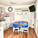 Apartment Between Split And Trogir - 100m To The