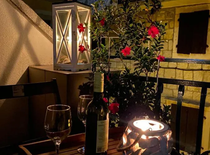 Between Split And Trogir - 100m To The Appartement Kaštela