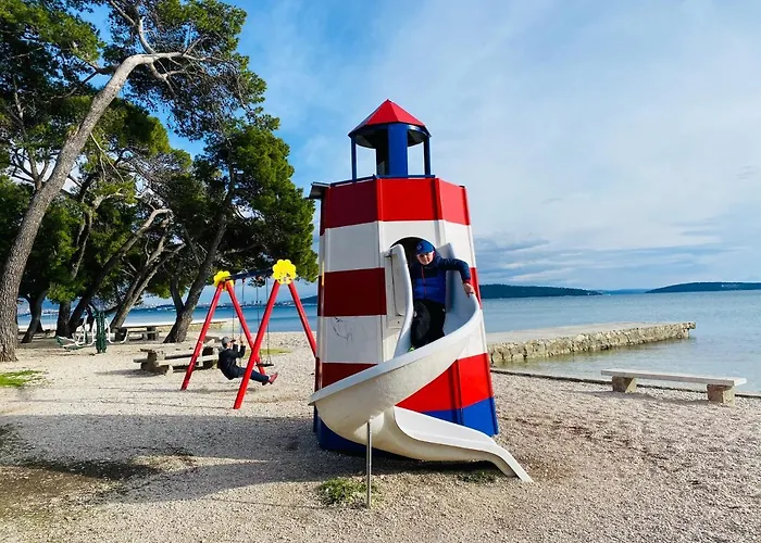 Between Split And Trogir - 100m To The Appartement